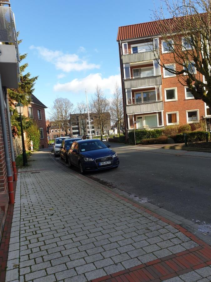 Maje Am Alten Binnenhafen Emden Kültér fotó