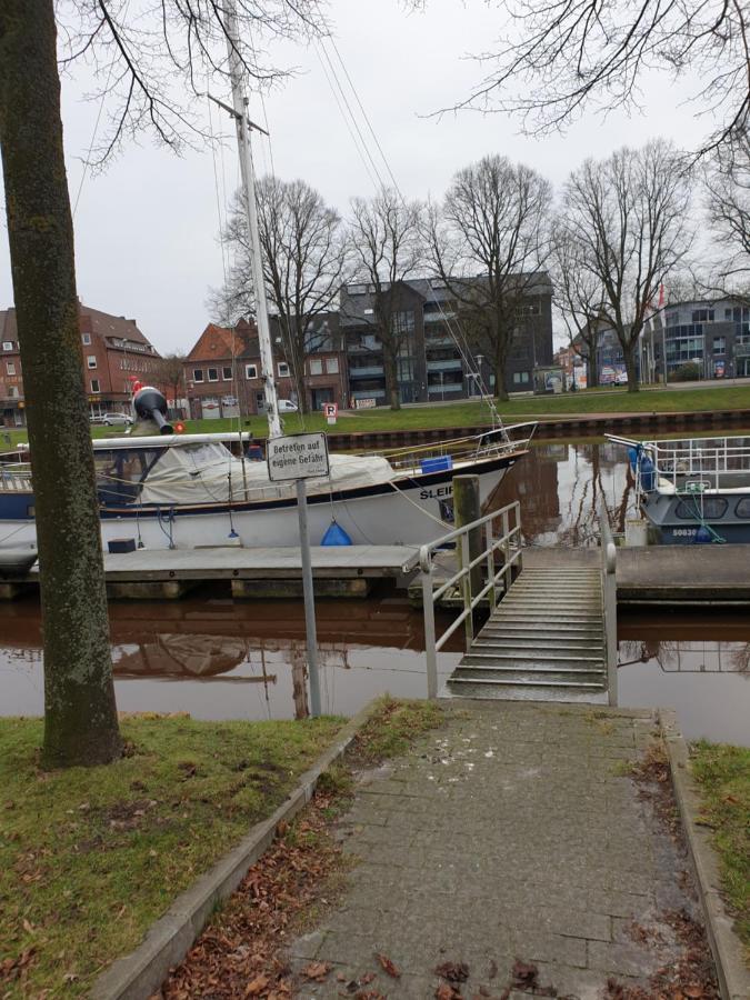 Maje Am Alten Binnenhafen Emden Kültér fotó